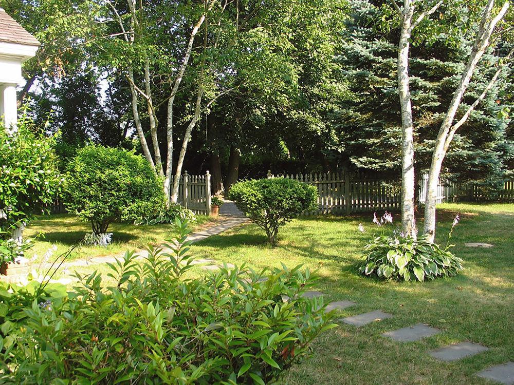 The Village Latch Inn Саутхемптън Екстериор снимка